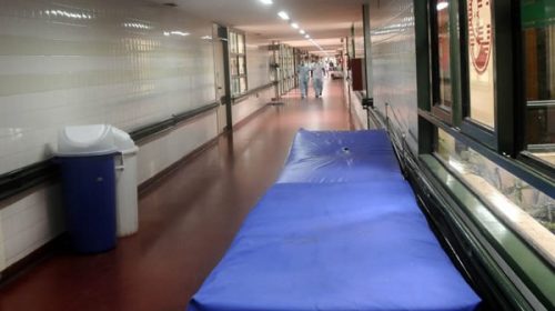 Convocan a un paro en todos los hospitales públicos de Argentina