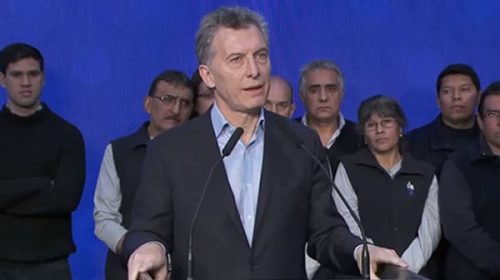 Macri le pidió a los trabajadores “no poner palos en la rueda” a los empresarios