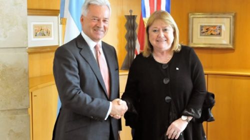 Cruces en el PRO por permitir a Londres explotar petróleo en Malvinas Cruces en el PRO por permitir a Londres explotar petróleo en Malvinas