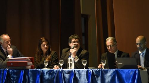 Tras la audiencia pública, el EPRE tendrá dos meses para analizar los pedidos de aumento Tras la audiencia pública, el EPRE tendrá dos meses para analizar los pedidos de aumento