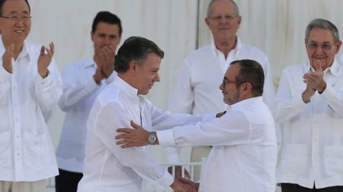 El Gobierno de Colombia y las FARC-EP firmaron el acuerdo de paz en Cartagena