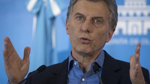 Macri encabeza cumbre con 2.000 intendentes