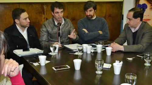 El Ministro Mauro Urribarri anunció la incorporación de más policías y móviles para Concordia El Ministro Mauro Urribarri anunció la incorporación de más policías y móviles para Concordia