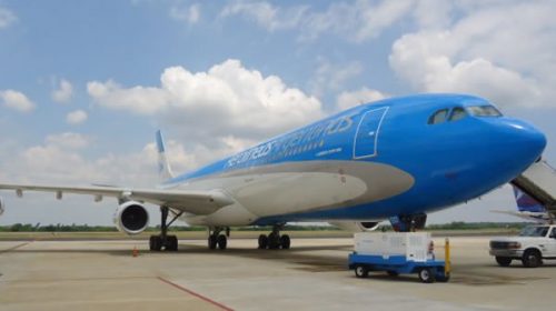 Aerolíneas retiró oferta paritaria y pilotos advierten por nuevo paro Aerolíneas retiró oferta paritaria y pilotos advierten por nuevo paro