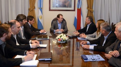 Bordet se reunió con el Consejo de Ciencias Económicas de Entre Ríos Bordet se reunió con el Consejo de Ciencias Económicas de Entre Ríos