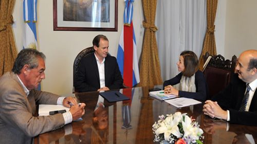 El Consejo Empresario le presentó a Bordet un proyecto de desarrollo productivo entrerriano El Consejo Empresario le presentó a Bordet un proyecto de desarrollo productivo entrerriano