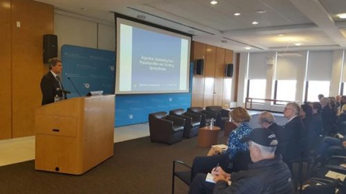 Para dejar que se endeuden, el Gobierno les pide a las provincias hacer un ajuste Para dejar que se endeuden, el Gobierno les pide a las provincias hacer un ajuste