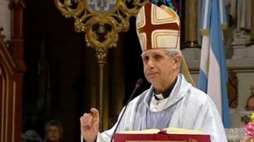 Mario Poli retomó la frase del papa Francisco y pidió ponerse ”la Patria al hombro”