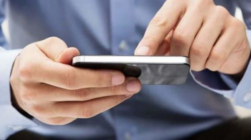 El BCRA apunta a que en las fiestas los pagos se hagan con celular El BCRA apunta a que en las fiestas los pagos se hagan con celular