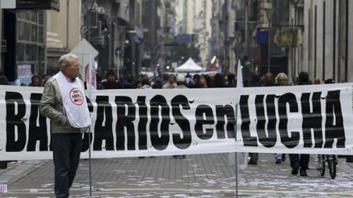 La Bancaria anunció un paro general en reclamo por la reapertura de paritarias La Bancaria anunció un paro general en reclamo por la reapertura de paritarias