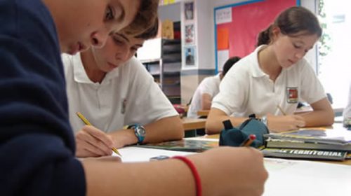 Debaten mejoras educativas para nivel secundario