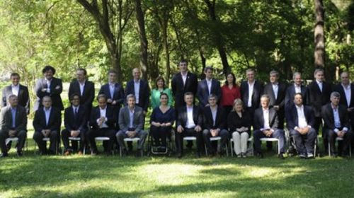 A un año de gobierno de Macri, ya hay varios ministros en la cuerda floja