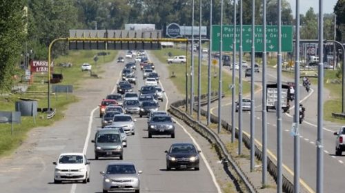 El Gobierno definió que habrá un solo feriado puente en 2017 El Gobierno definió que habrá un solo feriado puente en 2017