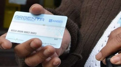 El Gobierno dio de baja la tarjeta “Argenta”, que el Estado le daba a los jubilados