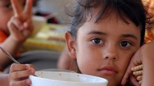 Aseguran que la variación anual del precio de los alimentos en el conurbano sur fue del 85%