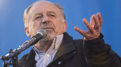 Yasky criticó a la cúpula de la CGT por “mirar parecido a los 90” Yasky criticó a la cúpula de la CGT por “mirar parecido a los 90”