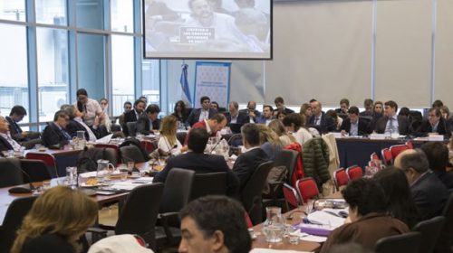 Diputados buscará emitir dictamen para proyecto sobre tarjetas de créditos y débito
