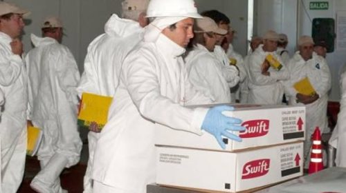 Denuncian que el frigorífico Swift despidió a 32 trabajadores