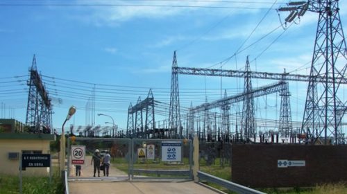 Pese a los tarifazos, se paralizaron importantes obras en energía eléctrica