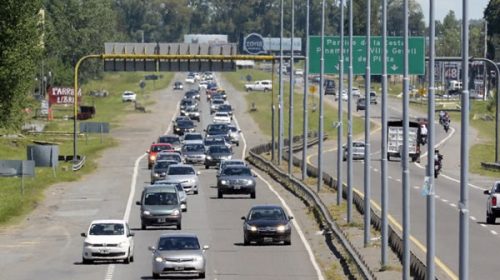 El Gobierno quiere tratar en sesiones extraordinarias la eliminación de los feriados puente