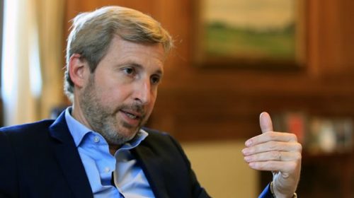 Para el Gobierno, el paro del transporte “es difícil de explicar”