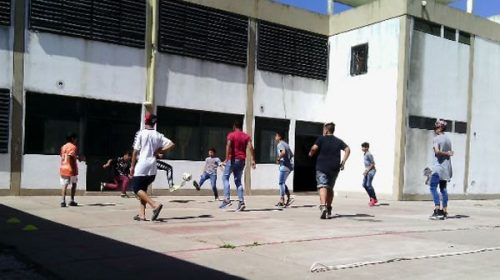 El CGE organiza actividades deportivas para el receso escolar en barrios de Paraná