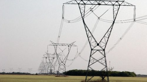 Mientras quita subsidios a usuarios, el Gobierno se los da a las distribuidoras