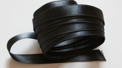 En Paraná también convocan a colgar cintas negras contra la violencia machista
