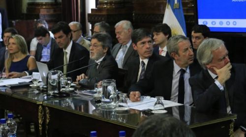 Ganancias: a la espera de respuesta de Macri, el Senado se prepara para seguir el debate
