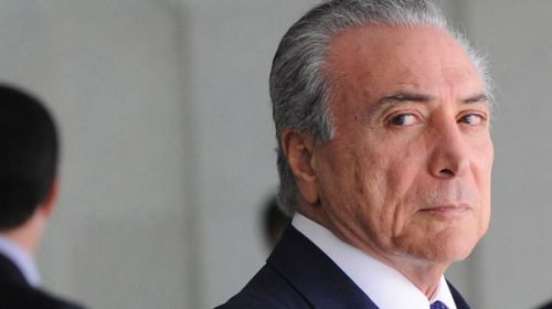 Acorralado por Petrobras, Temer descartó renunciar
