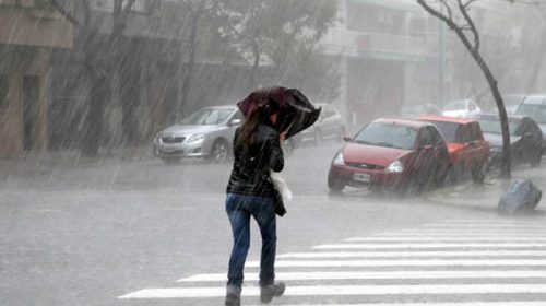 Cesó el alerta por tormentas fuertes pero seguirán las lluvias en la provincia