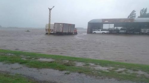 Ya son más de 500 los evacuados por las lluvias en el sur de Santa Fe