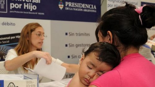 Oficializaron el aumento para las jubilaciones y la AUH