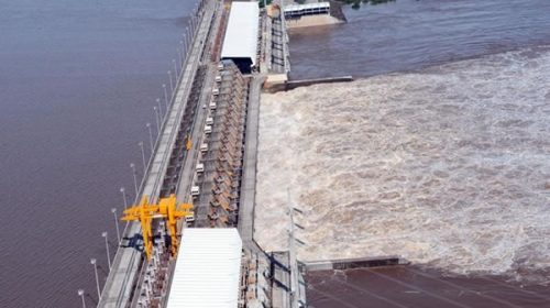 El titular de Enersa se comprometió a estudiar el proyecto para provincializar Salto Grande