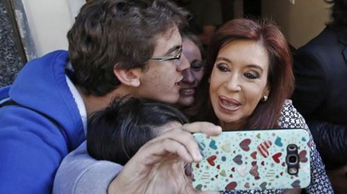 Cristina denunció ante Bonadio que es víctima de una “persecución judicial y mediática”