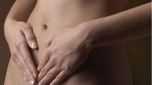 Promueven controles ginecológicos y vacunación para prevenir el cáncer de cuello uterino