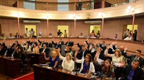 Dos diputados del PRO no quisieron adherir al paro de mujeres
