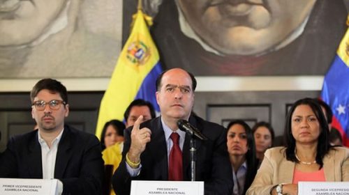 El máximo tribunal de Venezuela ejerce funciones parlamentarias