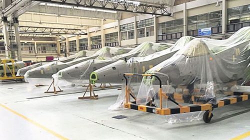 Fábrica estatal de aviones, a la espera de salvataje de Defensa
