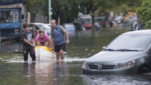 Dramática situación por inundaciones en Tucumán, Salta y La Pampa: ya hay dos muertos