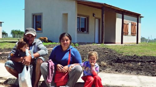 Se están ejecutando más de 3.000 viviendas rurales en la provincia
