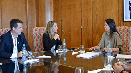 La provincia gestiona programas sociales ante nación junto a los municipios