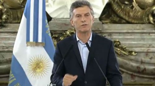 Para avanzar con el ajuste, Macri llama a flexibilizar las condiciones laborales