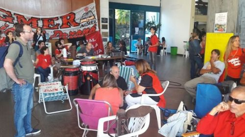 Continúa la toma en el CGE y hoy comienza el acampe docente Continúa la toma en el CGE y hoy comienza el acampe docente