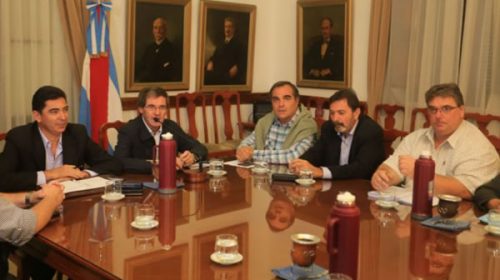 El Gobierno recibe hoy a los sindicatos docentes El Gobierno recibe hoy a los sindicatos docentes