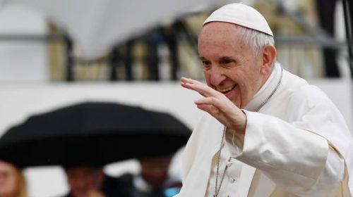 Francisco pidió “soluciones políticas” para Venezuela y Paraguay