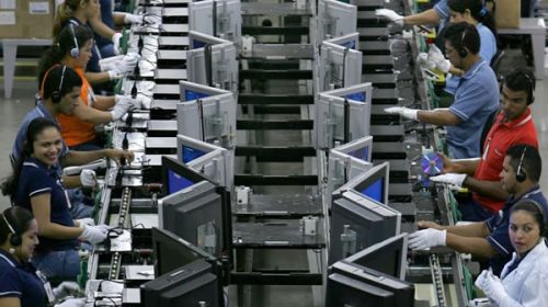 Para la UIA, la producción industrial se redujo un 9% en febrero