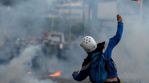 Venezuela anunció que dejará la OEA en medio de la violencia que ya causó 32 muertos