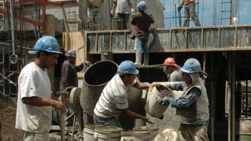 La construcción repuntó en marzo, pero la industria aún no despierta