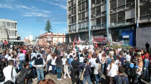 Agmer Paraná se retiró del CGE a la espera de una nueva propuesta salarial Agmer Paraná se retiró del CGE a la espera de una nueva propuesta salarial